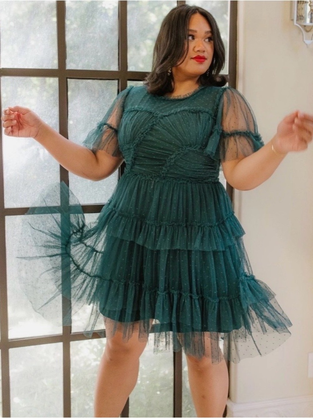 Ivy City Co. Whimsical dress in Emerald green, size L